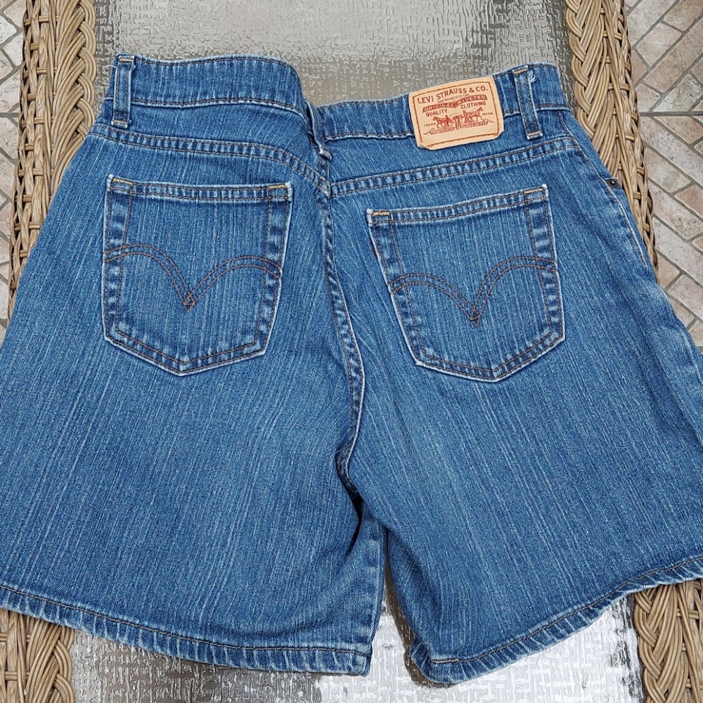Levi's, Women's Levi's relaxed fit shorts, 12 - Picture 3 of 8